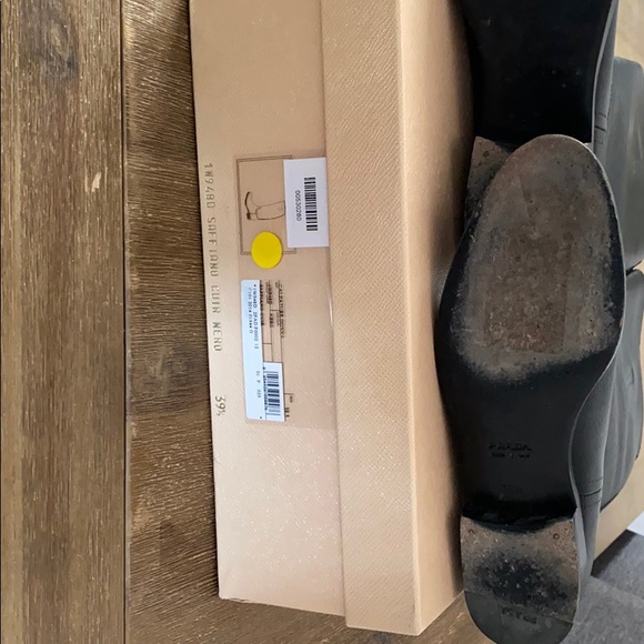 Black leather Prada boots - Picture 3 of 3